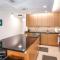 Kamaole Sands 1-307 - Stunning Renovation, New AC!