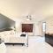 EV2-GRACE VILLA-Many BRs and loft