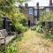 Tooting's Charming Victorian Garden Hideaway - Londres