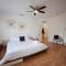 Miami Getaway Heated Pool Villa with Mini Golf & BBQ - ميامي