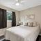 Cozy Cumberland ATL Home w Hot Tub