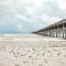 The Folly Feeling 1 Block to Beach - فولي بيتش