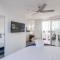 Park Blvd Paradise 303 - King Bed with a Private Spa - San Diego