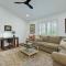 VB940 - Lobelia Luxe - Meredith Lodging