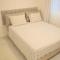 Lindo apartamento em Bal. Piçarras - localização excelente - 皮萨拉斯