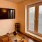 Spanish City View 2, Luxury Sea Front Apartment Free Onsite Parking