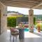 Stone build suite with private pool