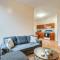 Comfy Bayonne Townhome about 11 Mi to NYC Attractions