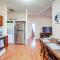 Comfy Bayonne Townhome about 11 Mi to NYC Attractions
