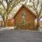 Okeechobee Cabin with Patio and Community Pool! - Okeechobee