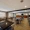 Best Western Inn & Suites Lemoore