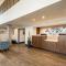 Best Western Inn & Suites Lemoore - Lemoore