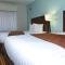 Rock Island Inn & Suites Marshalltown