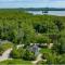 The Blueberry House - Spacious, Family & Pet-Friendly Retreat near Sebago Lake - North Sebago