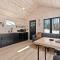 *Tiny House Luxury Getaway: Solo Stove, Adventure*
