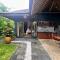 Joyously Raw Villas - Free Room Upgrade Subject to Availability