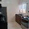 Lindo apto de 2 quartos e 1 banheiro c/ garagem
