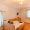 Apartment in Niedernsill near Ski Slopes