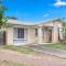 Bay Breeze - Easygoing Beachside Living for Families
