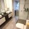 Delight in Dickson -2bd 2bth 2Csp Apt