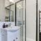 Fully equipped home, with balcony in St Julians by 360 Estates - Saint Julianʼs