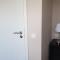 2x Monteurwohnung 1x 2 kleine Einzelzimmer 1x Doppelbett und Schlafcouch im Wohnbereich