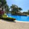 Private Modern Condo by Jac Beach