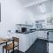 Foxton House Stylish 3Bed Retreat - Walk to Coventry's Delights - Coventry