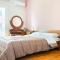 Amazing Huge Bright full 3BDR apt inAcropolis - Athen