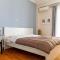Amazing Huge Bright full 3BDR apt inAcropolis - Athen