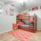 Walk to ATandT Stadium Arlington Home with Patio!