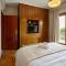 R House Trikala