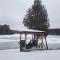 BowLakeHouse - Lakefront Cottage with Beach - Bancroft