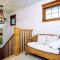 Newly Available Lakefront Retreat; Private Beach Access - 南黑文
