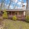 Charming Modern Cabin with Hiking Trails and Fire Pit - 布洛英罗克山 Charming Modern Cabin with Hiking Trails and Fire Pit - 布洛英罗克山
