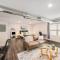 Upscale Abode - Brand New Corporate Apt Downtown