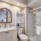 Lakefront Luxury for Families or Couples