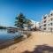 LAKEFRONT PENTHOUSE FULLY UPGRADED PANORAMIC VIEWS BOAT SLIP INDOOR OUTDOOR POOL - 威斯康星戴尔
