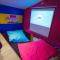 Capsule Boogie-Woogie - JACUZZI - SAUNA - BILLARD - JEUX - ECRAN GÉANT - FILET SUSPENDU - NETFLIX