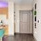 DT Charm Apt with Pool,Gym,Wine,WKSpace, Free Parking - Charlotte