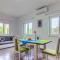 Apartment in Pirovac with terrace, air conditioning, WiFi (4925-3)