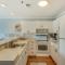 North Topsail Beach Condo in Resort-Style Complex! - نورث توبسالي بيتش