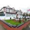 Acorn Lodge Hotel Gatwick & Parking - Horley