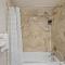 Island Surf 304 - Renovated, Ocean Views, Split AC