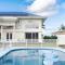 Hilo Villa w/pool- 16 guests max
