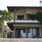 Ausblick Lazise Gardasee - Ferienhaus mit Seeblick, Infinity Pool, Garten und Garage
