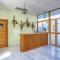 Casa Xanadu Carmona - Stylish villa with rooftop terrace and stunning views of Parador