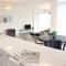 Modern 3 Bed 3 Bath Apt w Sea View