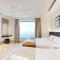 Huge Penthouse with yacht included and private pool!!! - Дубай