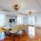 Huge Penthouse with yacht included and private pool!!!